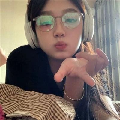 命运安排相遇的两颗孤独心
